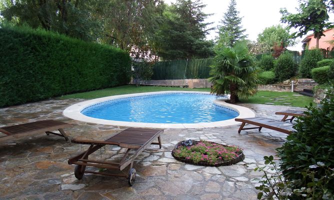 mantenimiento jardin y piscina- Borjardin